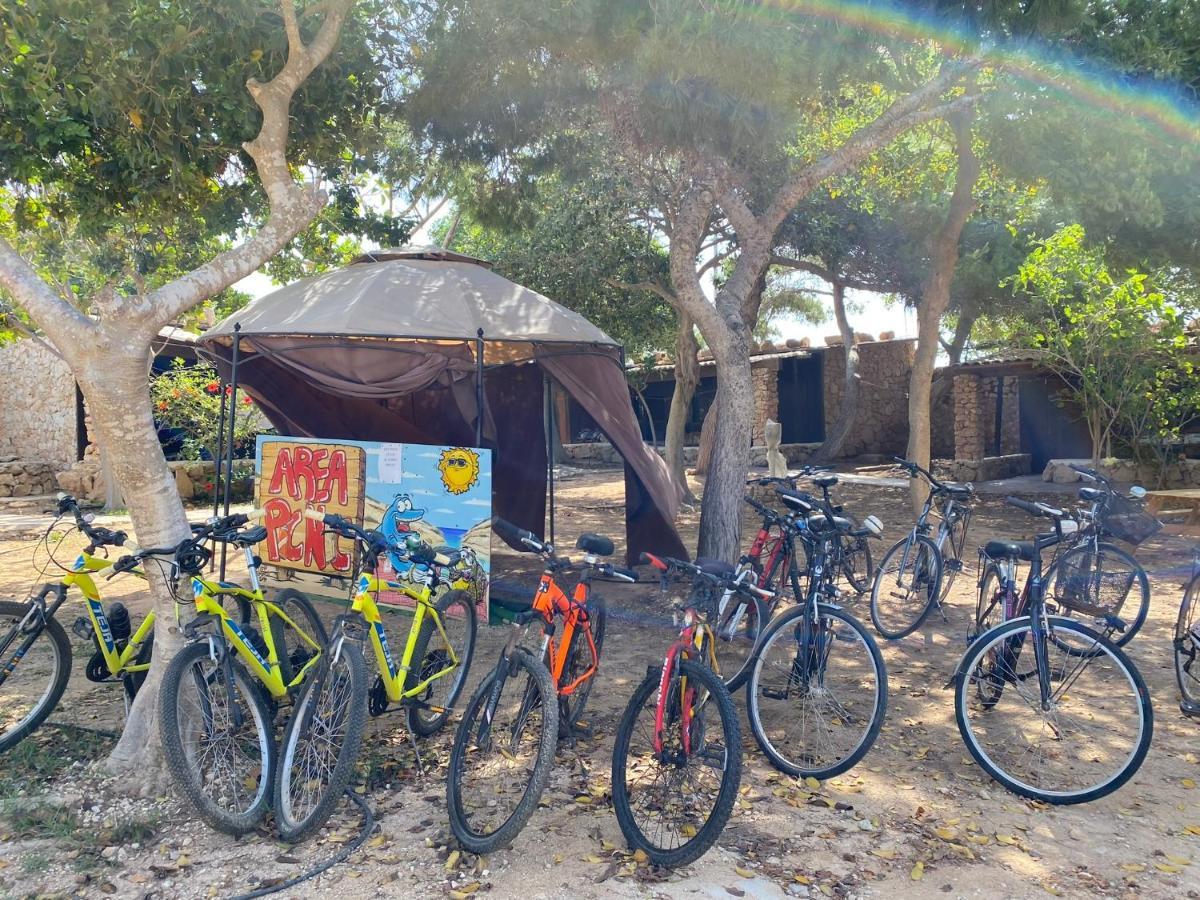 Villaggio La Roccia Camping Lampedusa Exterior foto