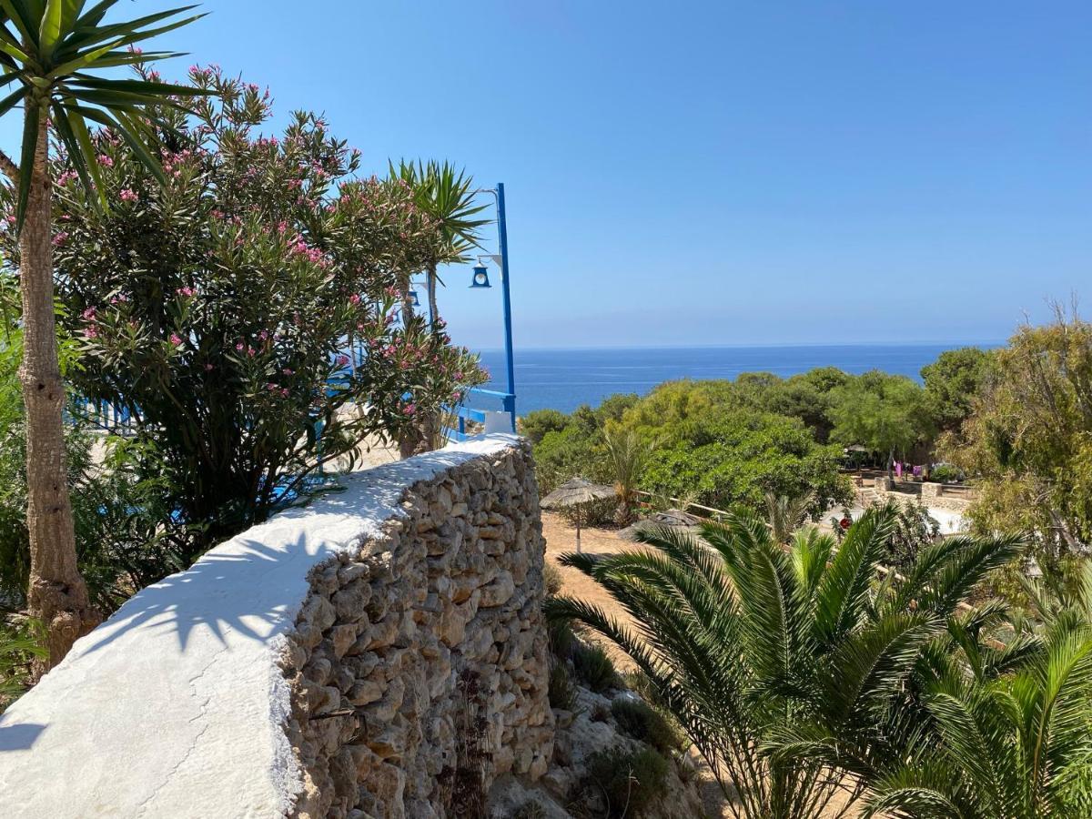 Villaggio La Roccia Camping Lampedusa Exterior foto